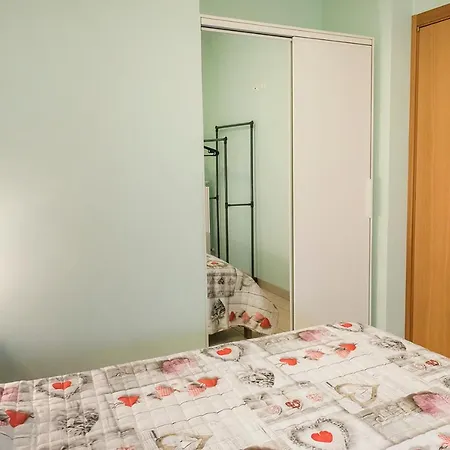 M329 - Marcelli, Bilocale Con Giardino E Garage *