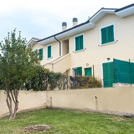 Lejlighed M329 - Marcelli, Bilocale Con Giardino E Garage Marcelli